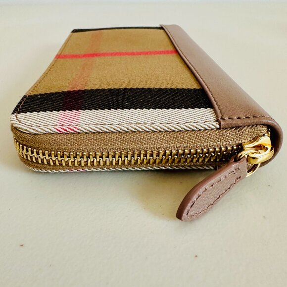 BURBERRY GREY MINK LEATHER NOVA CHECK CANVAS ZIP-AROUND CONTINENTAL WALLET - Picture 3 of 10